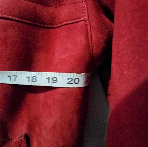 Red Shearling Wool Women's Coat sz: S (bust 37), length 53", Shoulder Length 23" - Picture 9 of 12